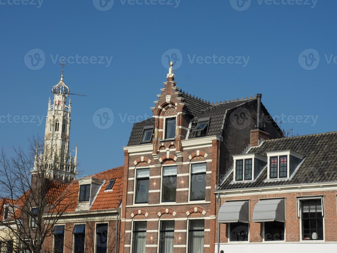 a cidade de haarlem na holanda foto