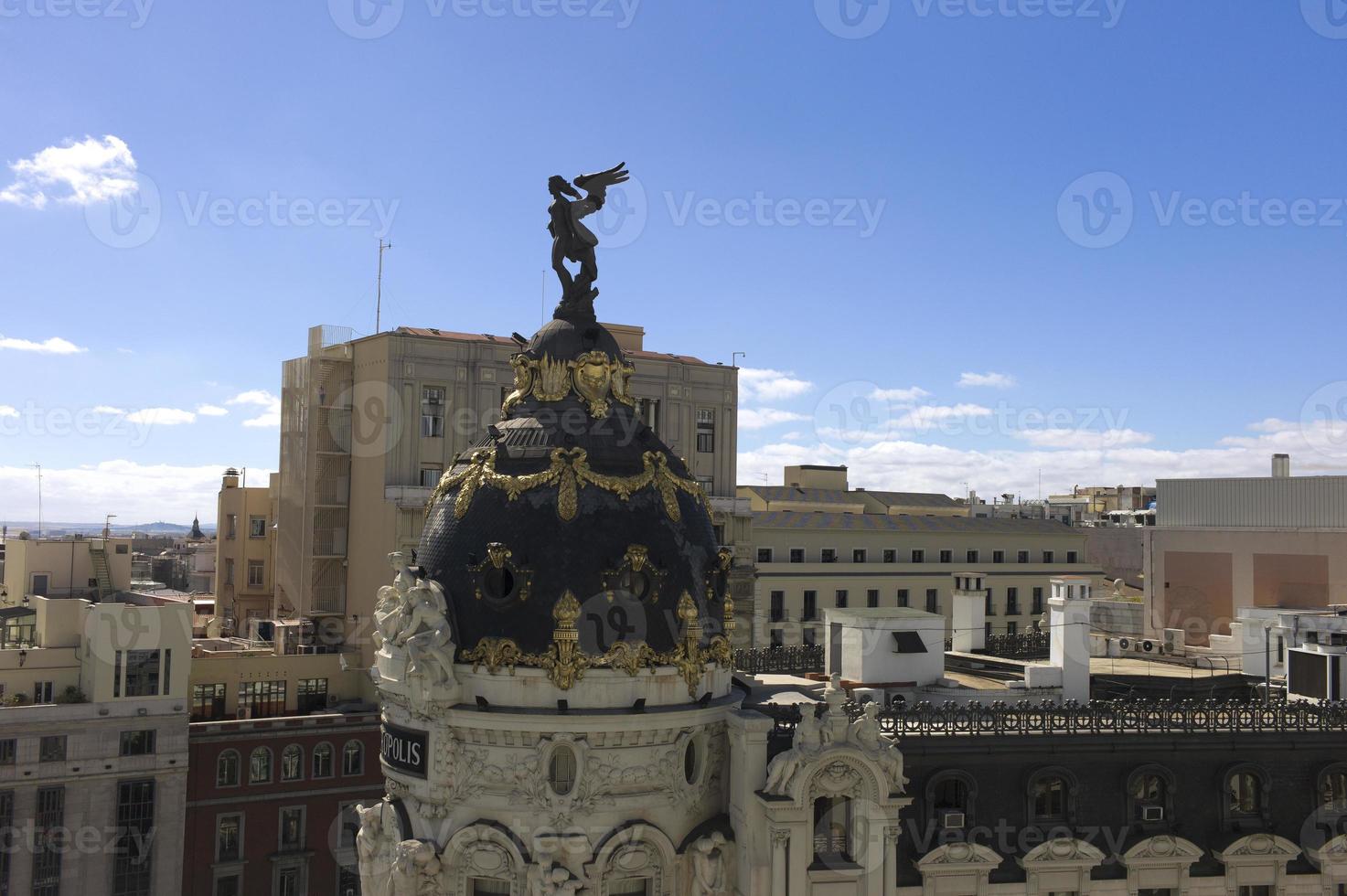a cúpula do edifício da metrópole. madrid. Espanha foto