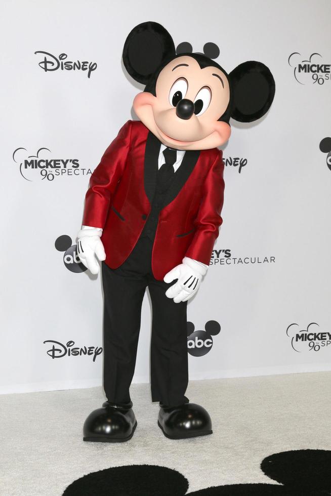 6 de outubro de los angeles - mickey mouse na 90ª gravação espetacular do mickey no auditório do santuário em 6 de outubro de 2018 em los angeles, ca foto