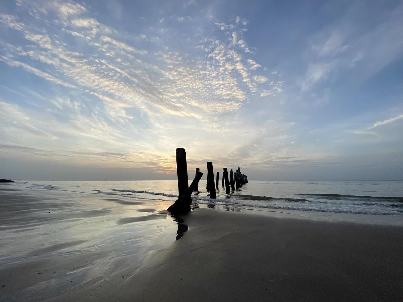 fundo de vista de verão de praia por do sol foto