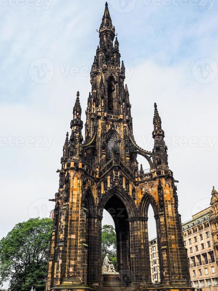 hdr walter scott monumento em edimburgo foto