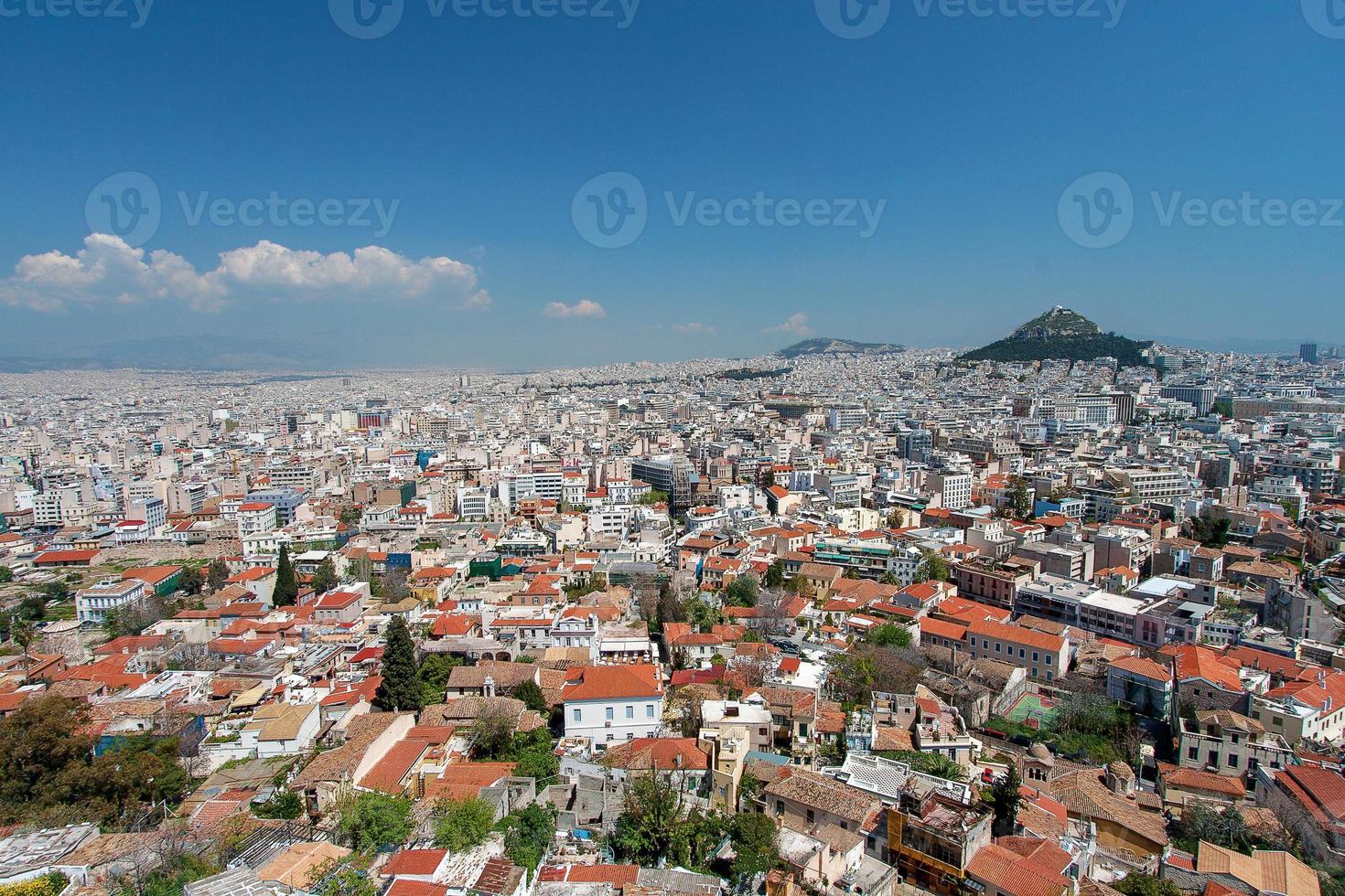 Atenas e Lykavitos Hill da Acrópole, Grécia foto
