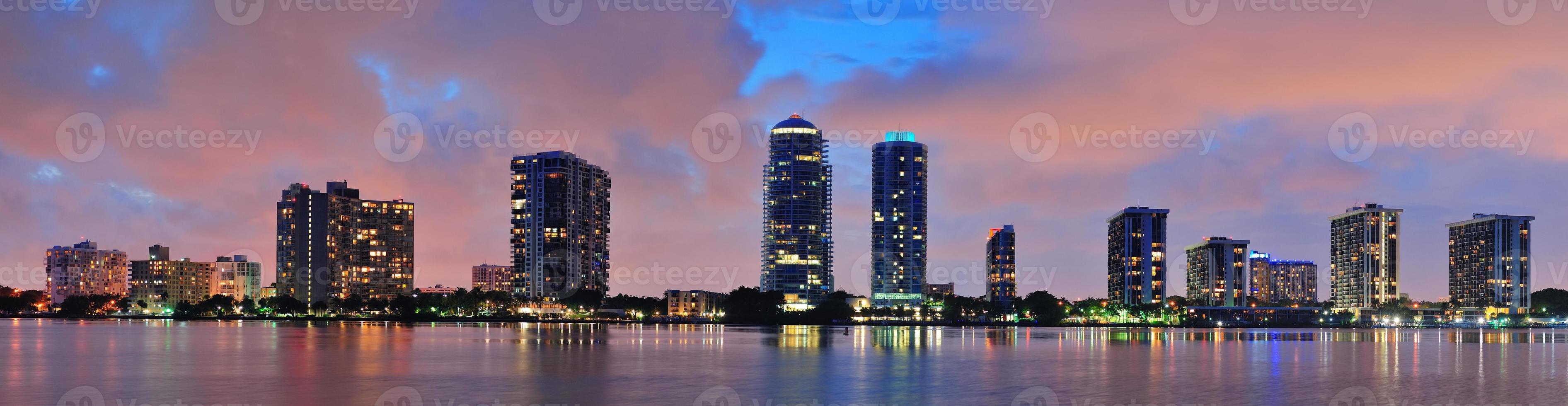 cena noturna de miami foto