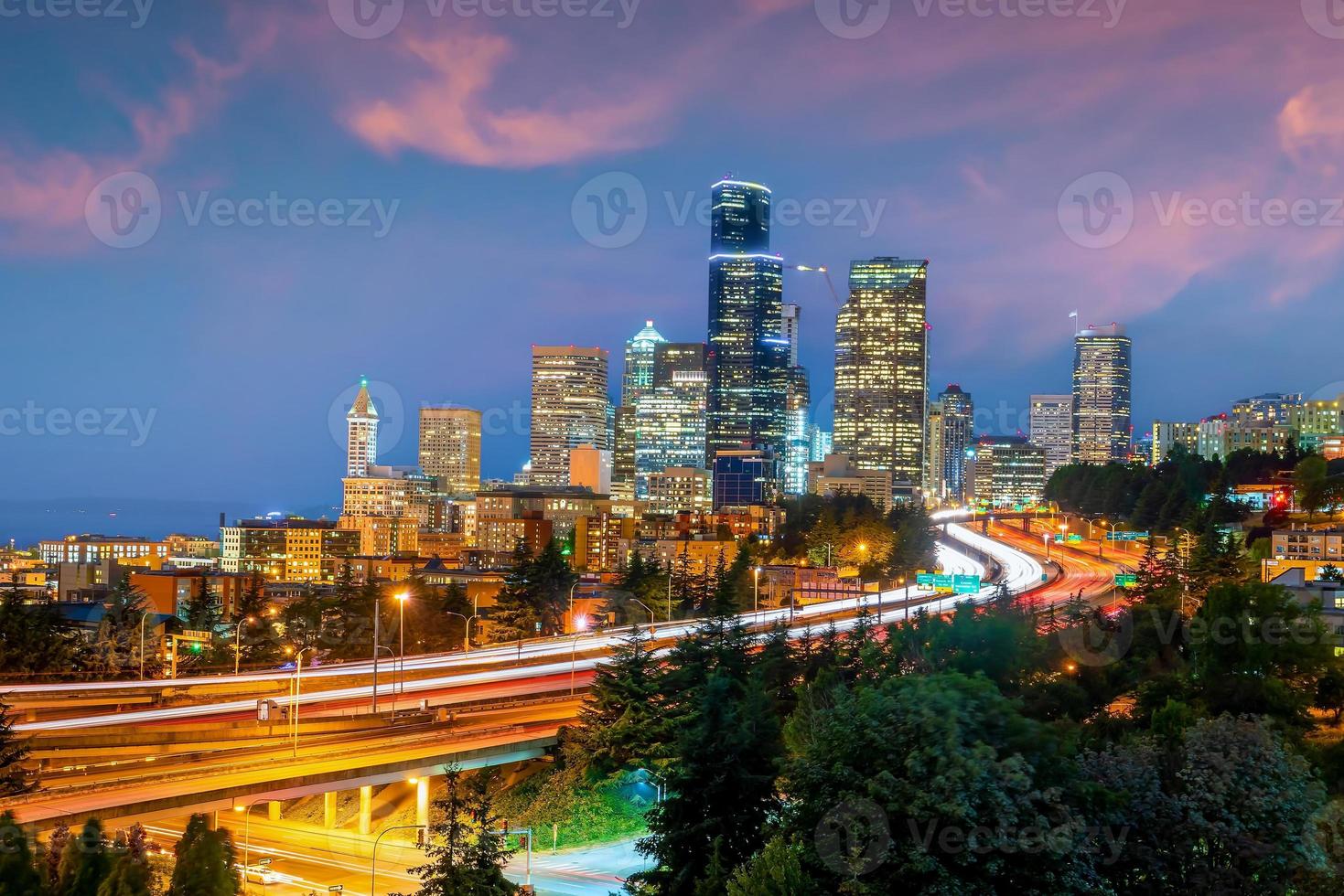 seattle city skyline do centro da cidade paisagem urbana do estado de washington foto