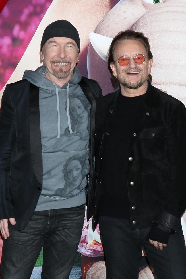 los angeles 12 de dezembro - the edge, bono na estréia do sing 2 no teatro grego em 12 de dezembro de 2021 em los angeles, ca foto