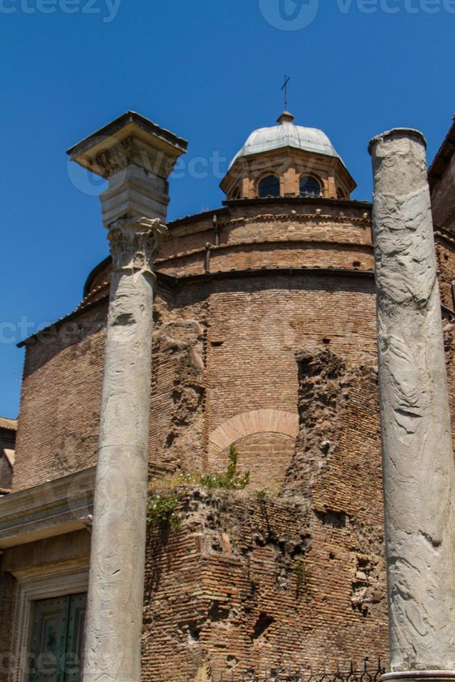 ruínas romanas em roma, fórum foto