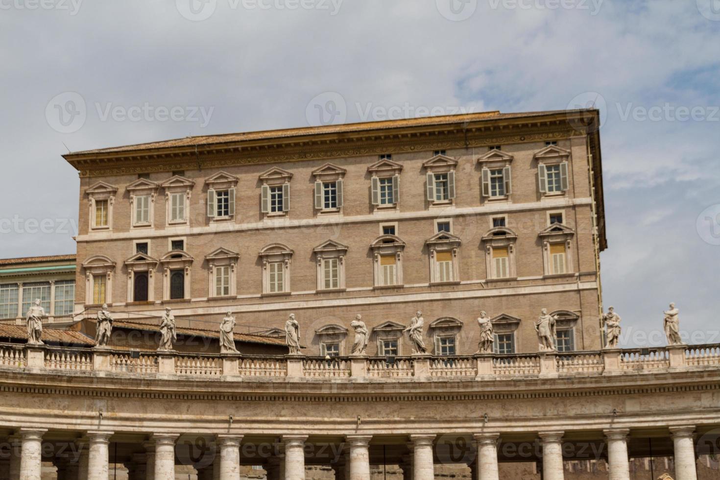 edifícios no Vaticano, a Santa Sé em Roma, Itália. parte da basílica de são pedro. foto