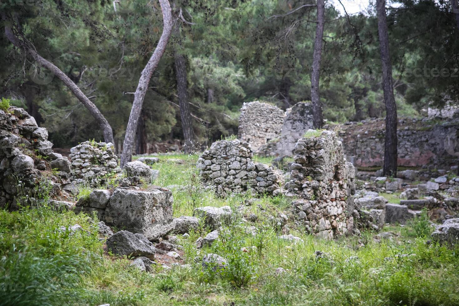 ruínas de phaselis na turquia foto