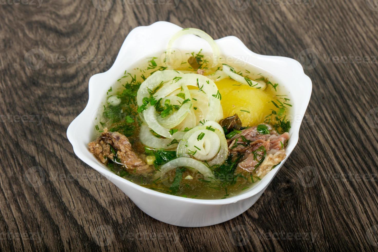 sopa de carne caucasiana - hashlama foto