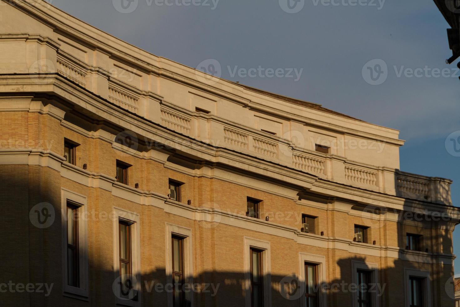 edifícios no Vaticano, a Santa Sé em Roma, Itália. parte da basílica de são pedro. foto