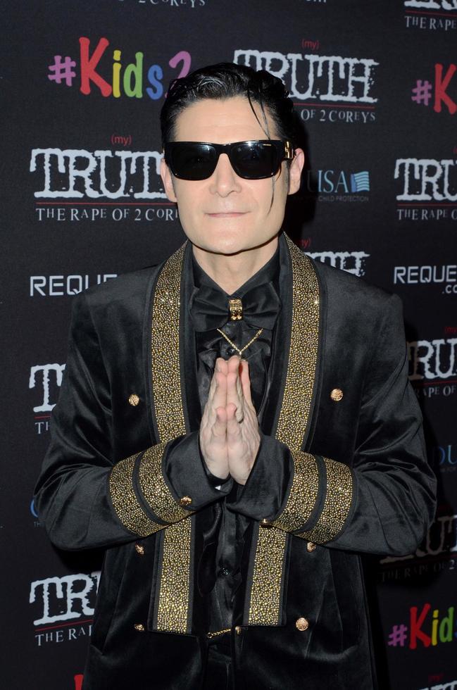 los angeles mar 9 - corey feldman at the my truth - the rape of 2 coreys la premiere no dga theatre em 9 de março de 2020 em los angeles, ca foto