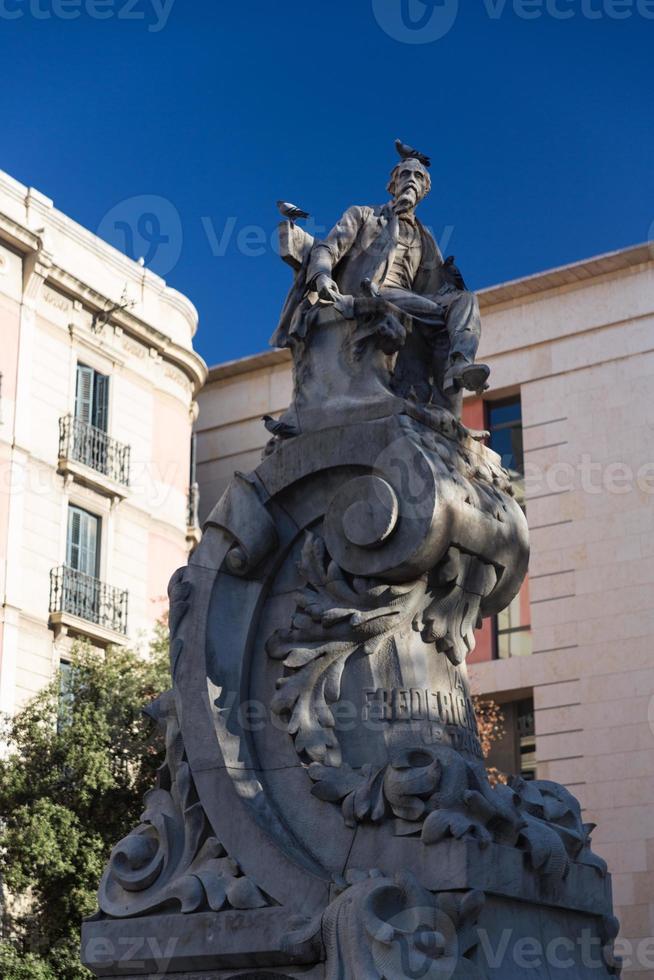 fachadas de edifícios de grande interesse arquitetônico na cidade de barcelona - espanha foto