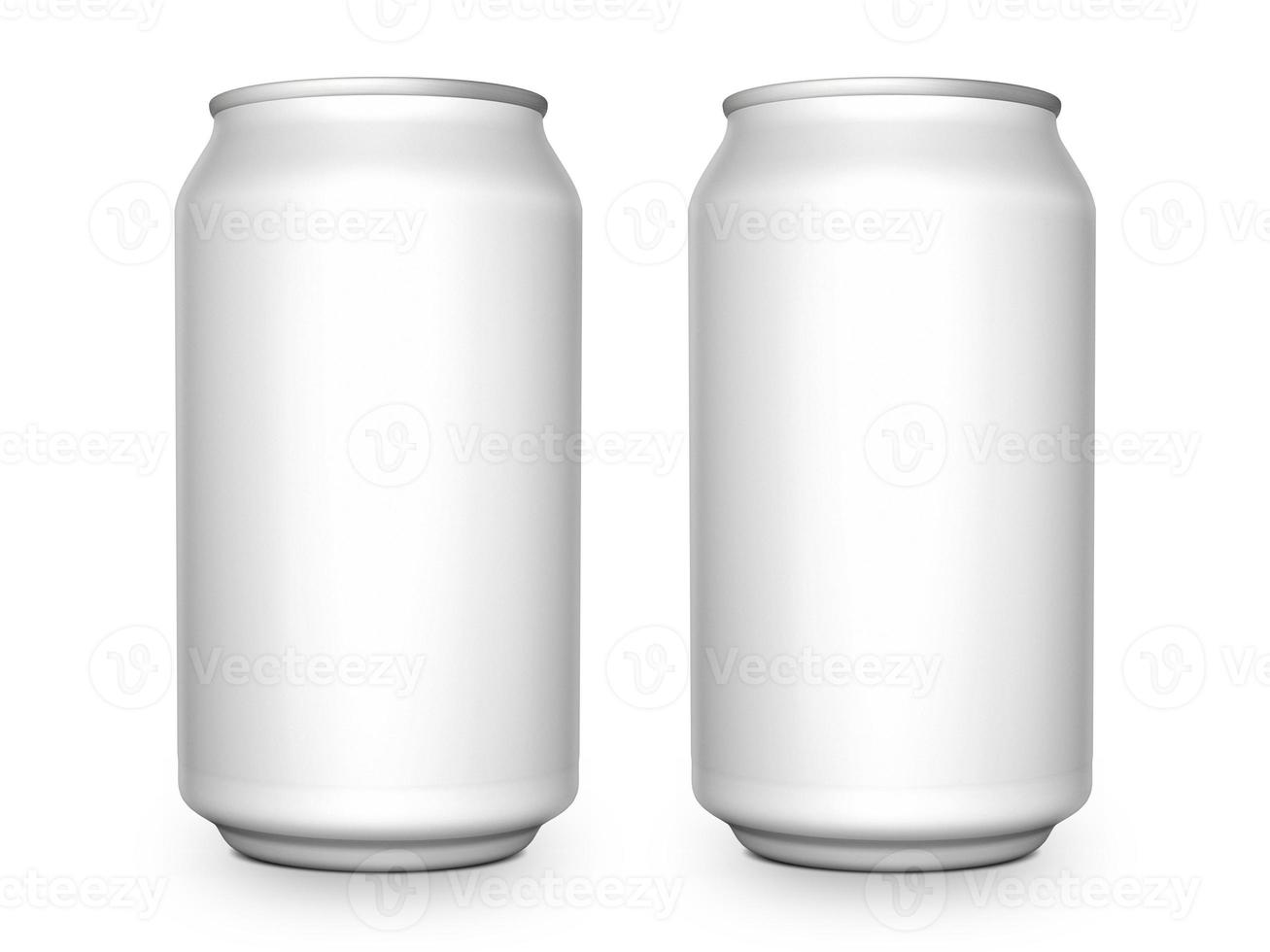 latas de alumínio em fundo branco para design foto