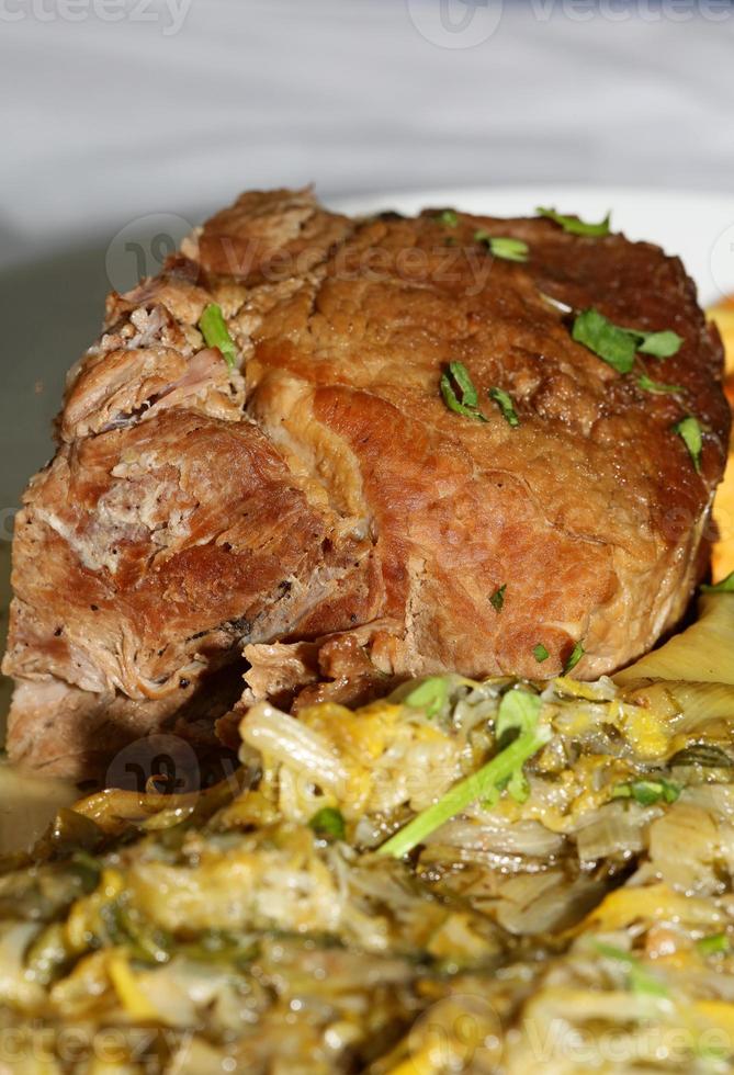 carne com batatas close-up pornografia de comida grega tradicional impressões modernas de alta qualidade foto