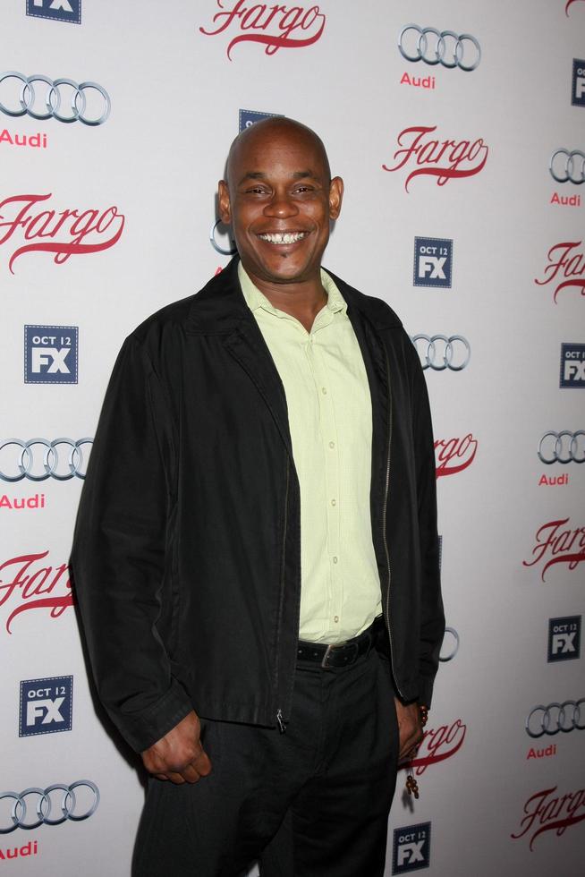 los angeles, 7 de outubro - bokeem woodbine na estreia da 2ª temporada de fargo no arclight hollywood theaters em 7 de outubro de 2015 em los angeles, ca foto