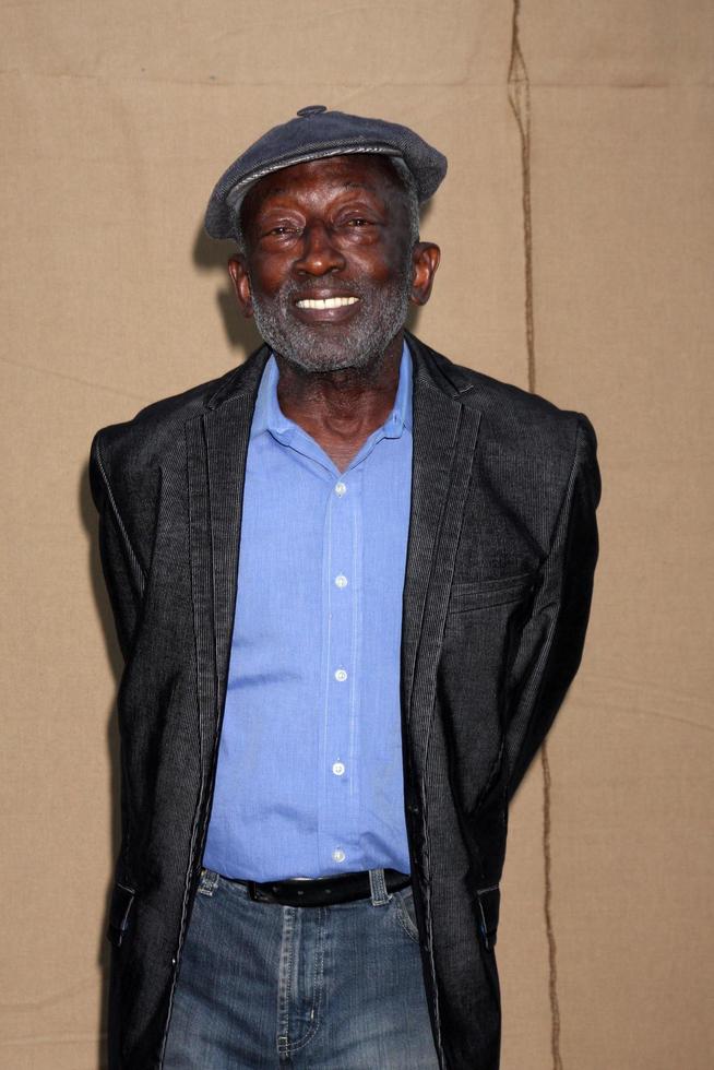 los angeles, 29 de julho - garrett morris chega à festa de verão 2013 cbs tca no local privado em 29 de julho de 2013 em beverly hills, ca foto