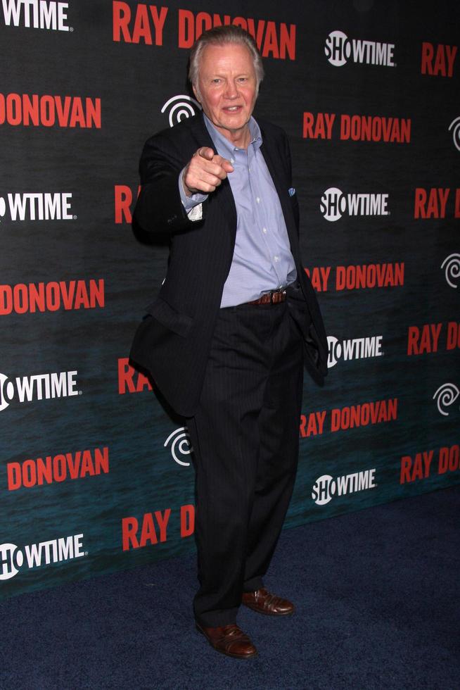 los angeles, 9 de julho - jon voight na festa de estreia da segunda  temporada de ray donovan no nobu malibu em 9 de julho de 2014 em malibu, ca  8788302 Foto de stock no Vecteezy