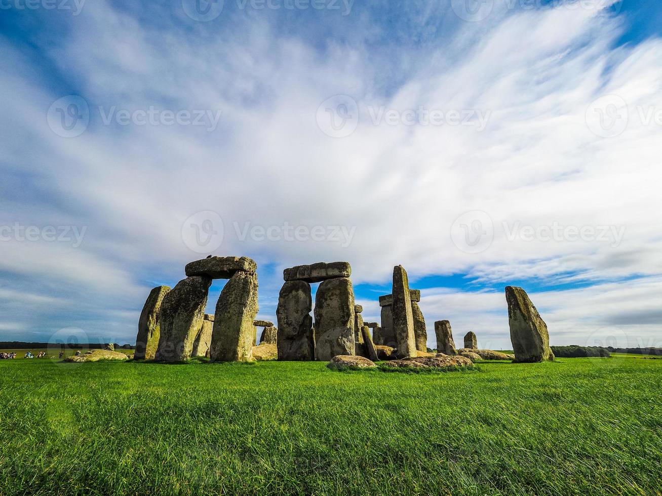 monumento hdr stonehenge em amesbury foto