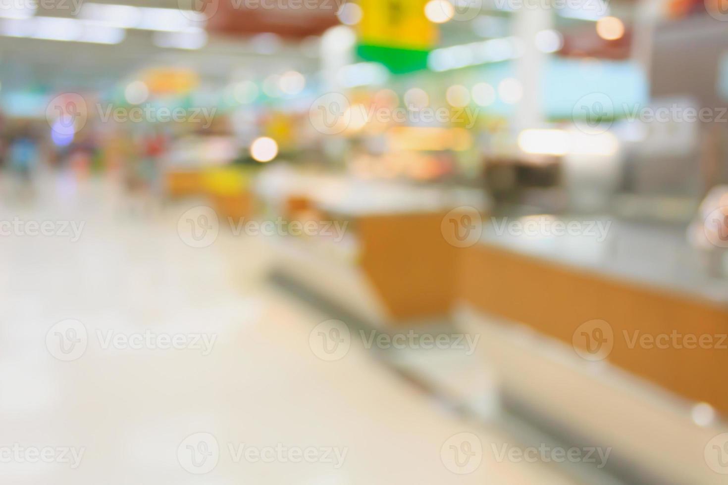 fundo desfocado de supermercado com bokeh foto