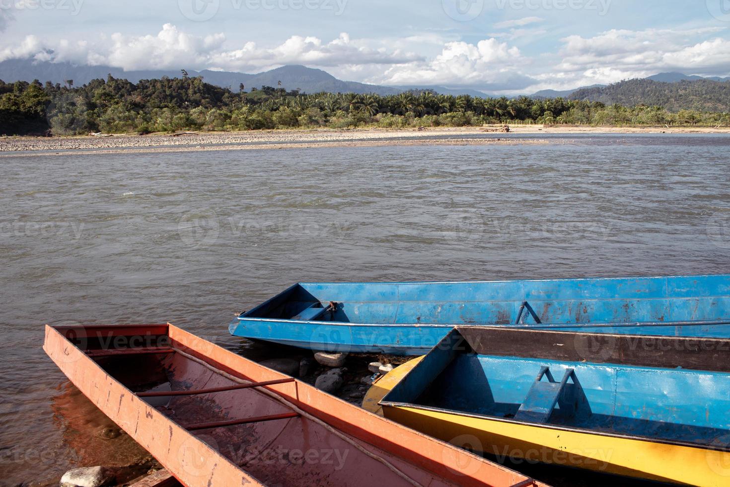 barco barco pronto para usar peixe foto