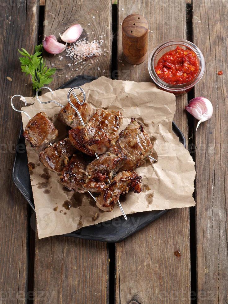 carne grelhada (kebab) foto