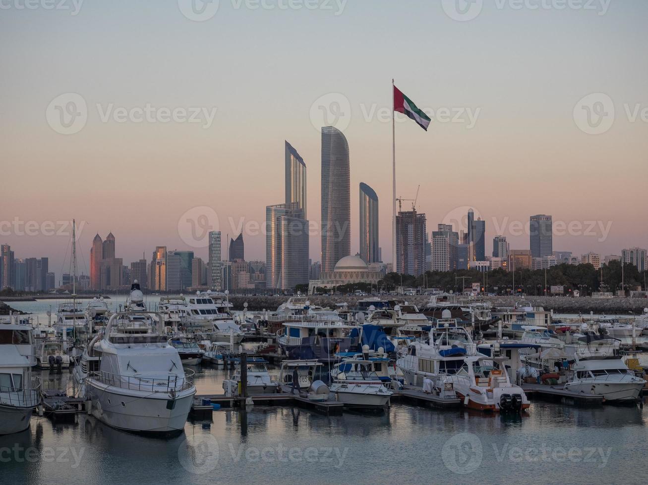 Abu Dhabi nos Emirados Árabes Unidos foto