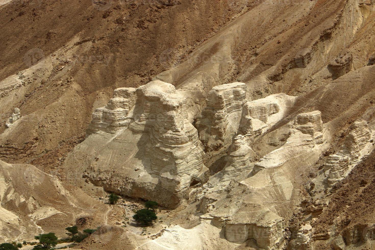 montanhas no deserto de negev no sul de israel foto