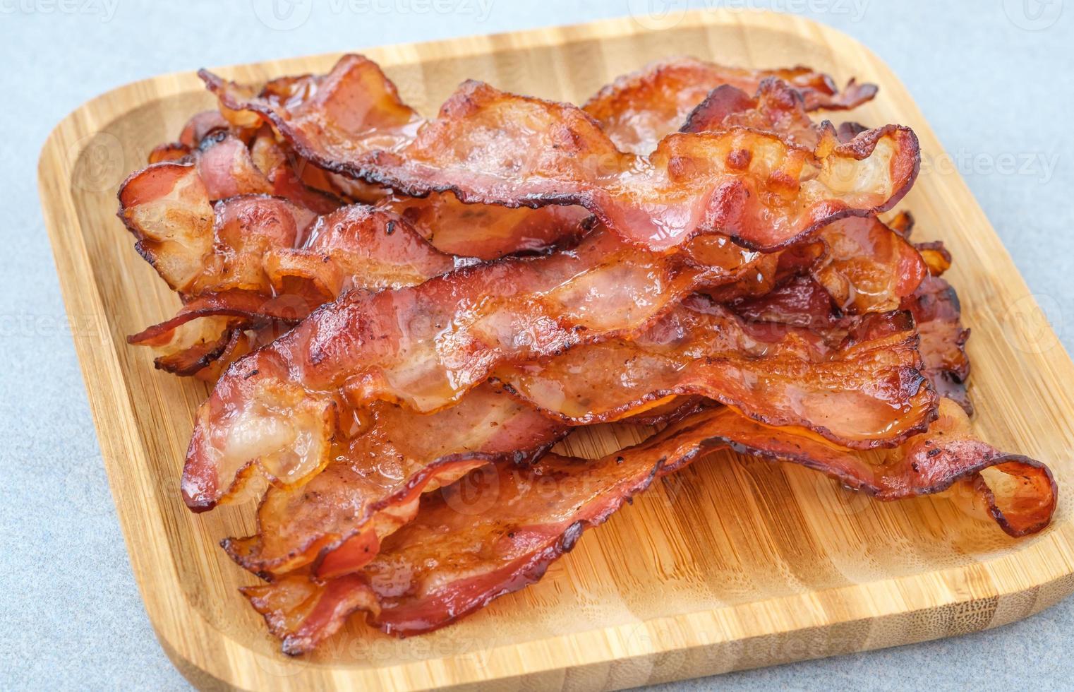 closeup de tiras de bacon foto