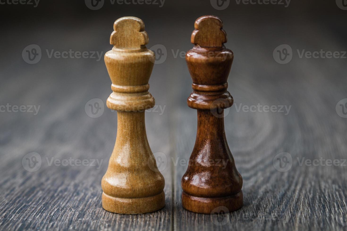 peças de xadrez de madeira 2037591 Foto de stock no Vecteezy