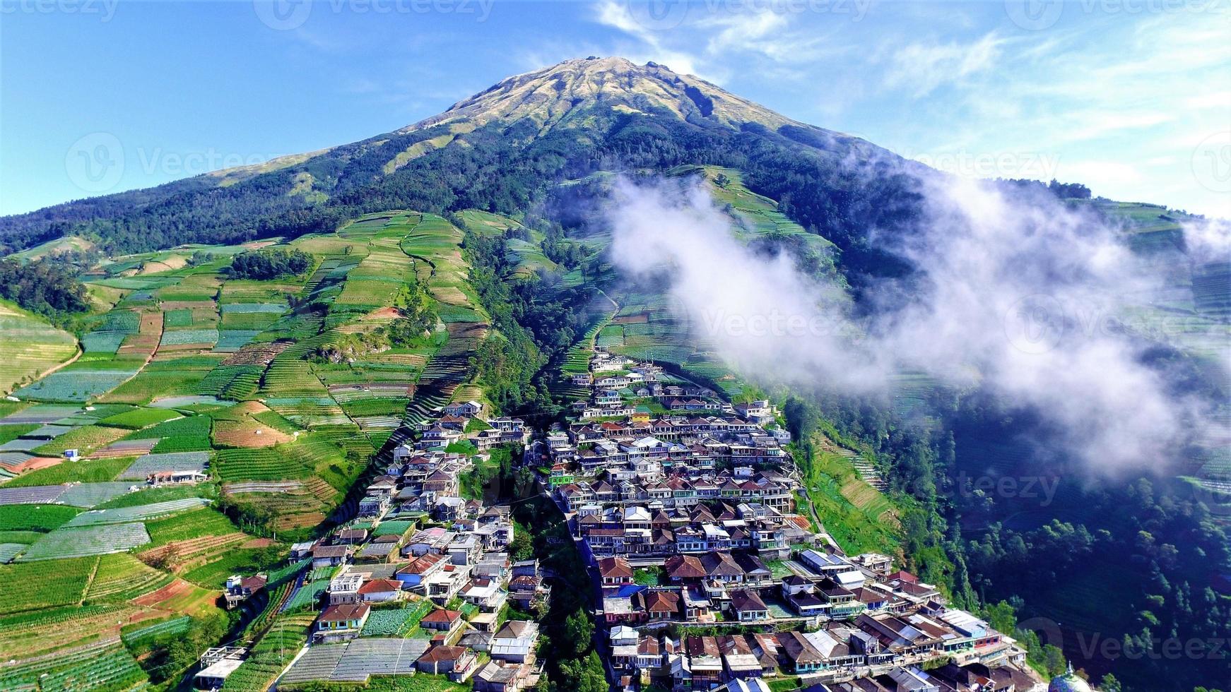 bela vista aérea, montanhas kali angkrik, magelang, java central. foto