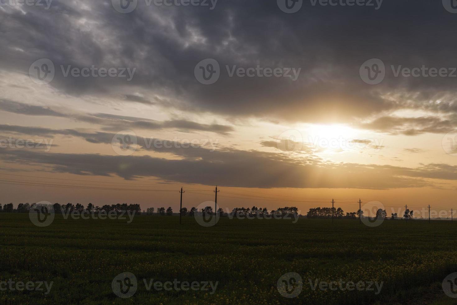 paisagem durante o pôr do sol ou amanhecer foto