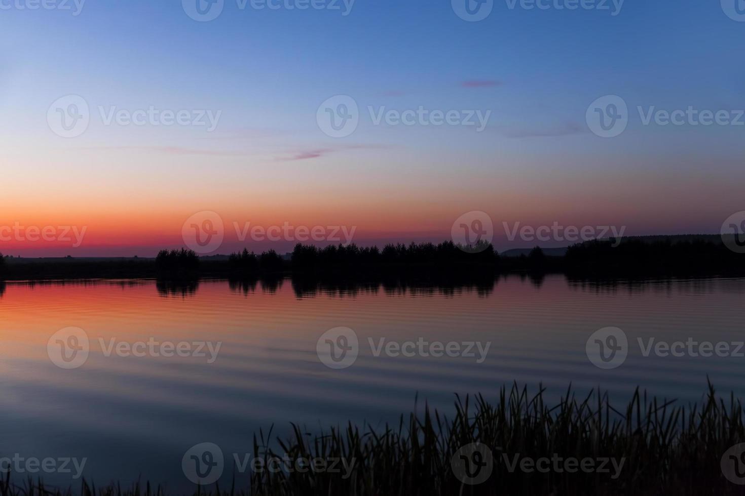 pôr do sol ou amanhecer foto