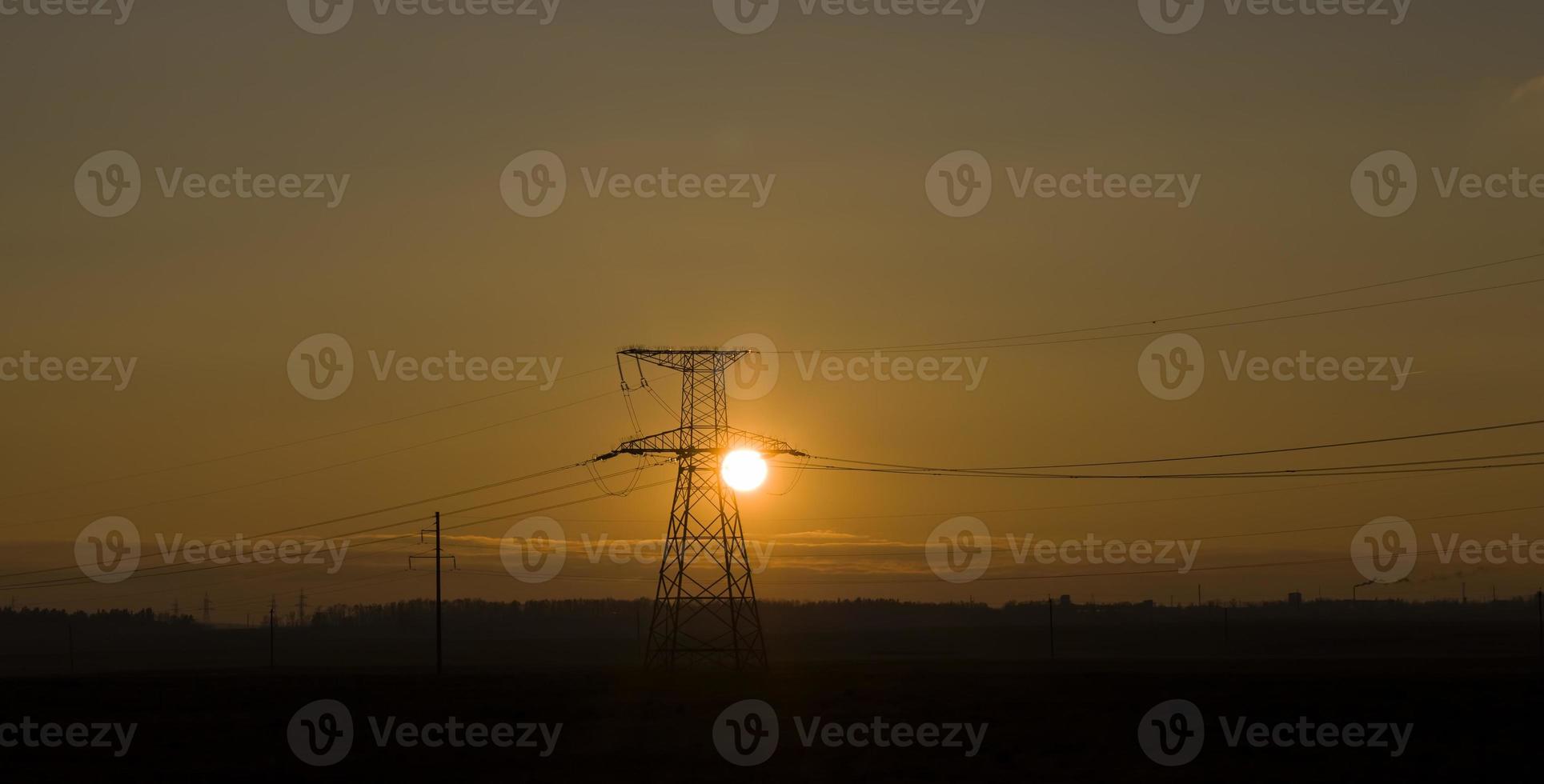 céu laranja, pôr do sol foto