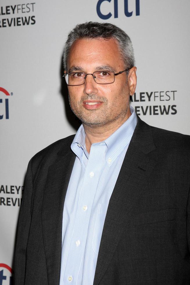 los angeles, 11 de setembro - ken sanzel no paleyfest previews - fall tv nbc, ironside at paley center for media em 11 de setembro de 2013 em beverly hills, ca foto