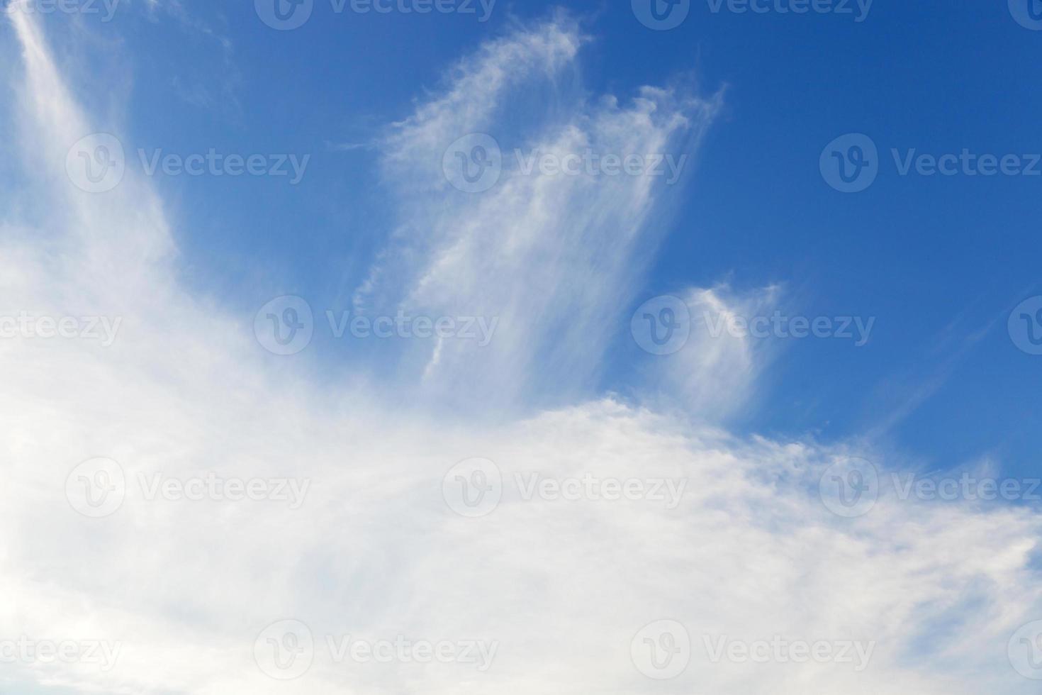 nuvens no céu foto