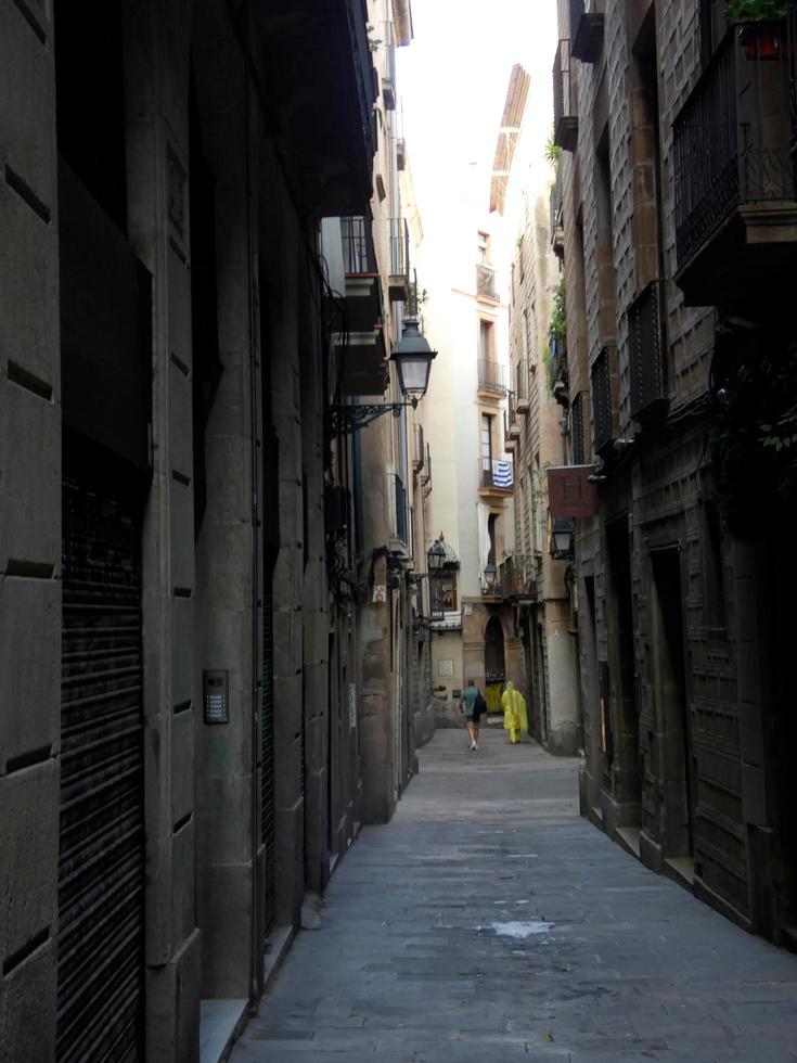 ruas e esquinas do bairro gótico de barcelona, espanha foto