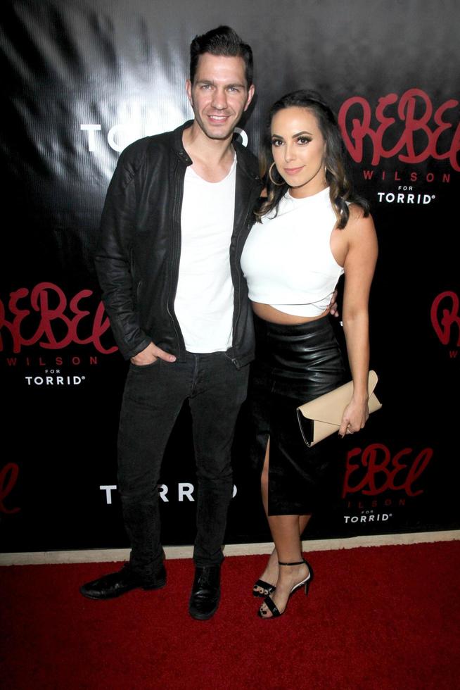 los angeles, 22 de outubro - andy grammer, aijia grammer no rebelde wilson para a tórrida festa de lançamento no milk studios em 22 de outubro de 2015 em los angeles, ca foto