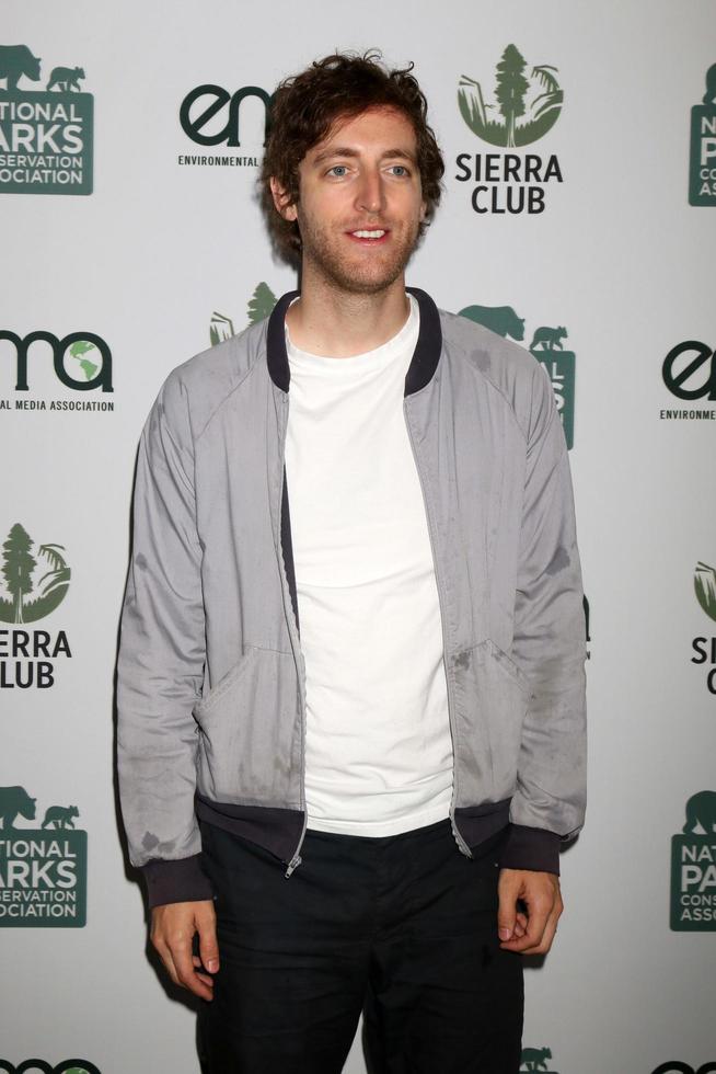 los angeles, 11 de junho - thomas middleditch no dia de devolução para comemorar o centenário do serviço do parque nacional no franklin canyon park em 11 de junho de 2016 em beverly hills, ca foto