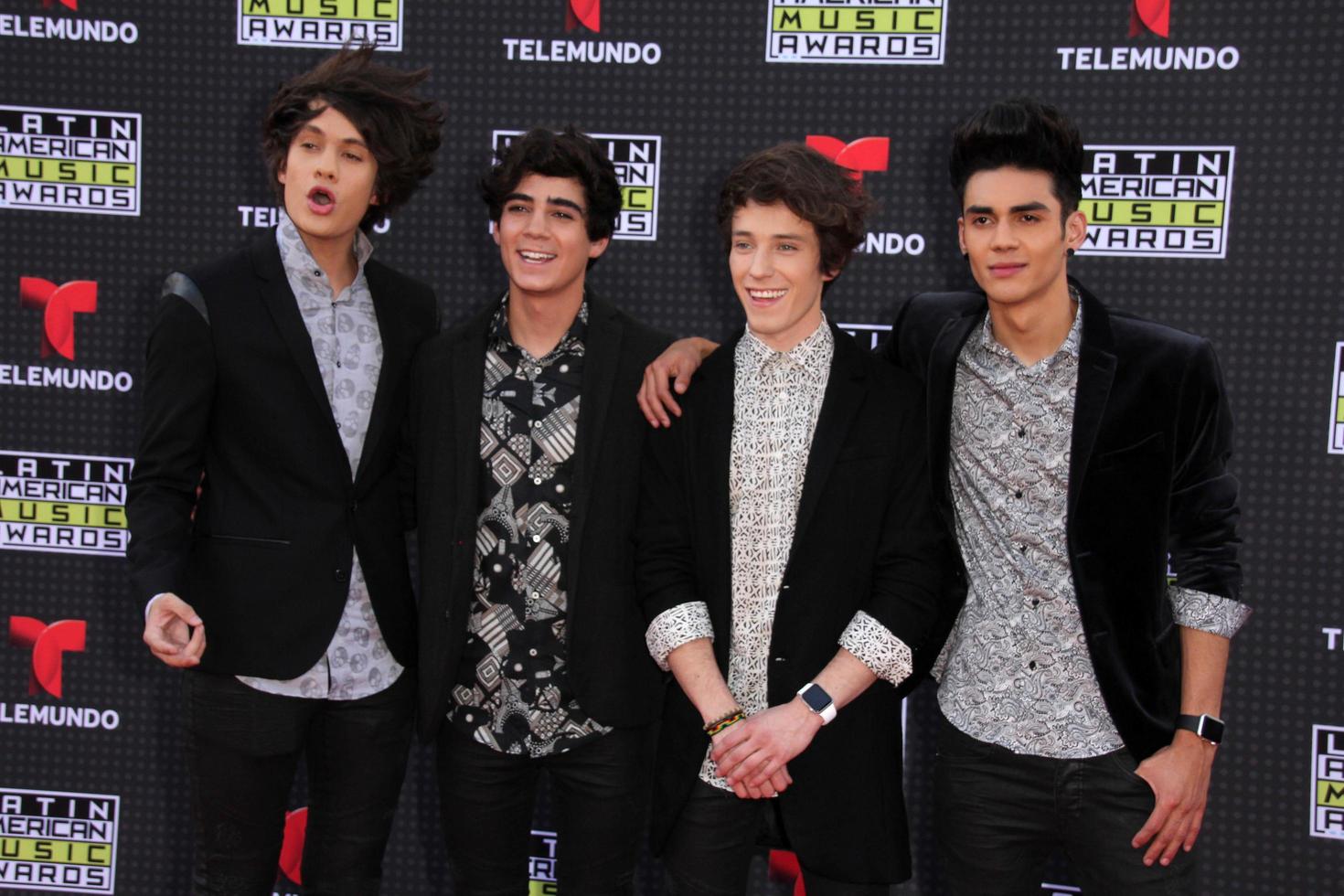 los angeles, 8 de outubro - cd9 no latin american music awards no dolby theatre em 8 de outubro de 2015 em los angeles, ca foto