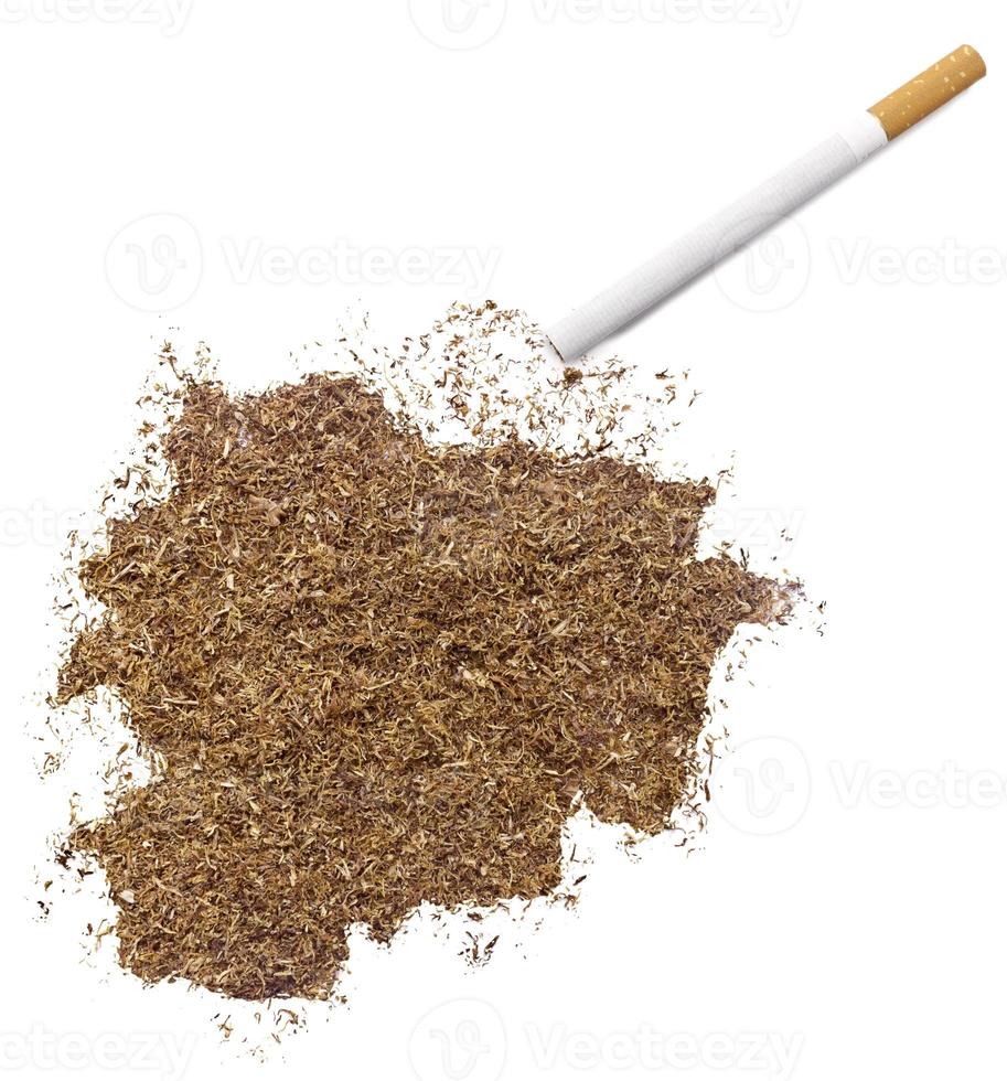 cigarro e tabaco em forma de andorra (série) foto