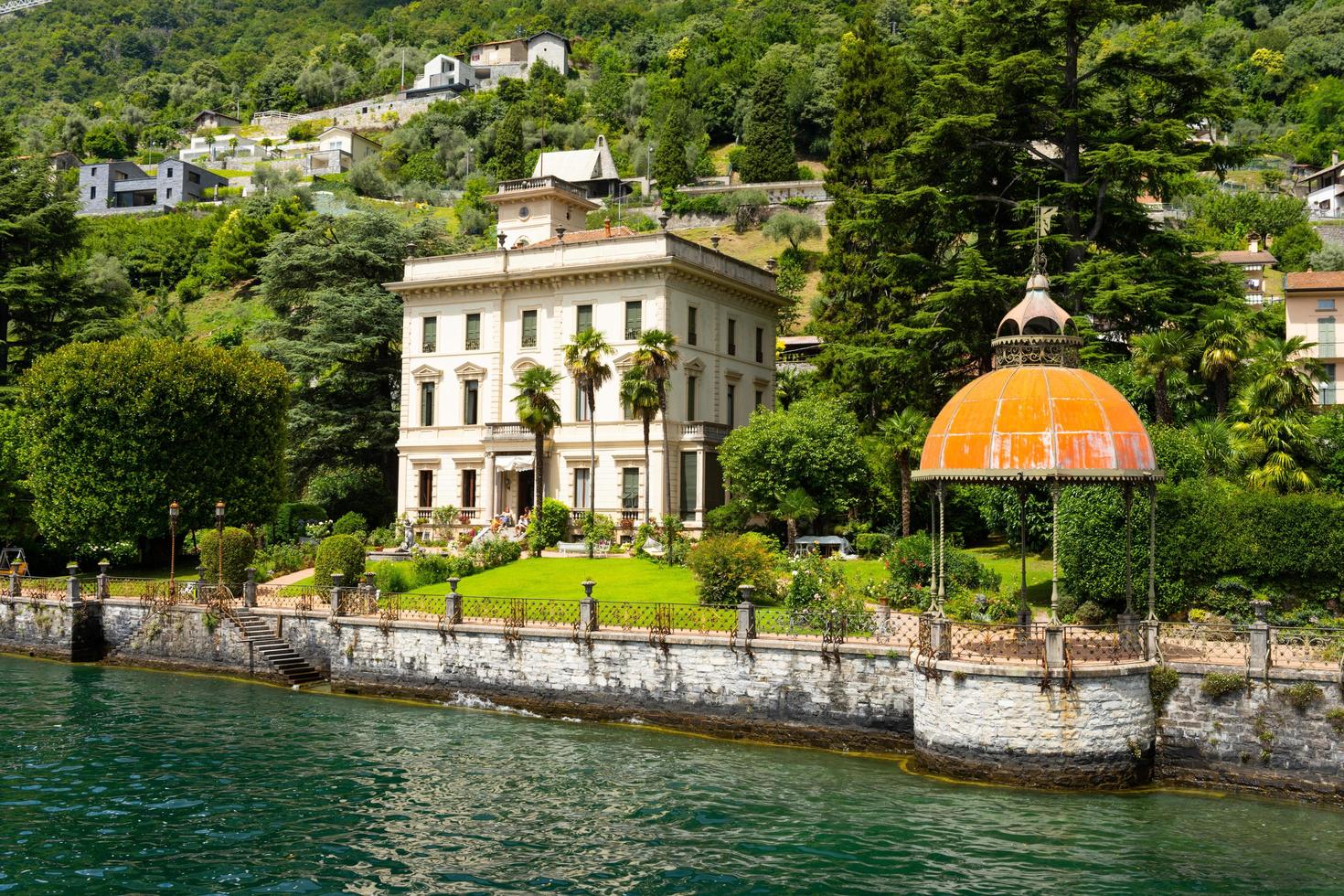 bela vila lago como foto