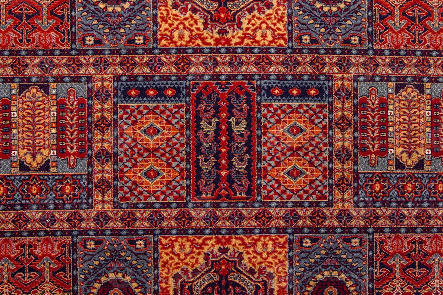ornamentos de padrão sem emenda folclórico romeno. bordado tradicional romeno. design de textura étnica. design de tapete tradicional. enfeites de tapete. design de tapete rústico foto