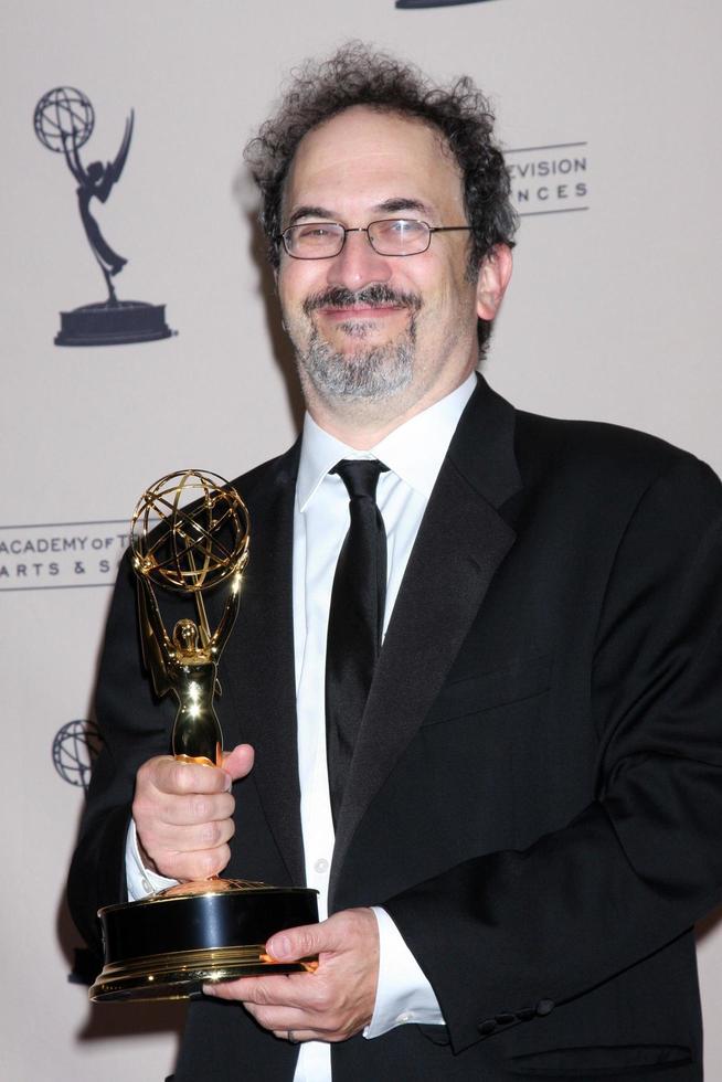 los angeles, 15 de setembro - robert snigel no creative emmys 2013, sala de imprensa no nokia theater em 15 de setembro de 2013 em los angeles, ca foto