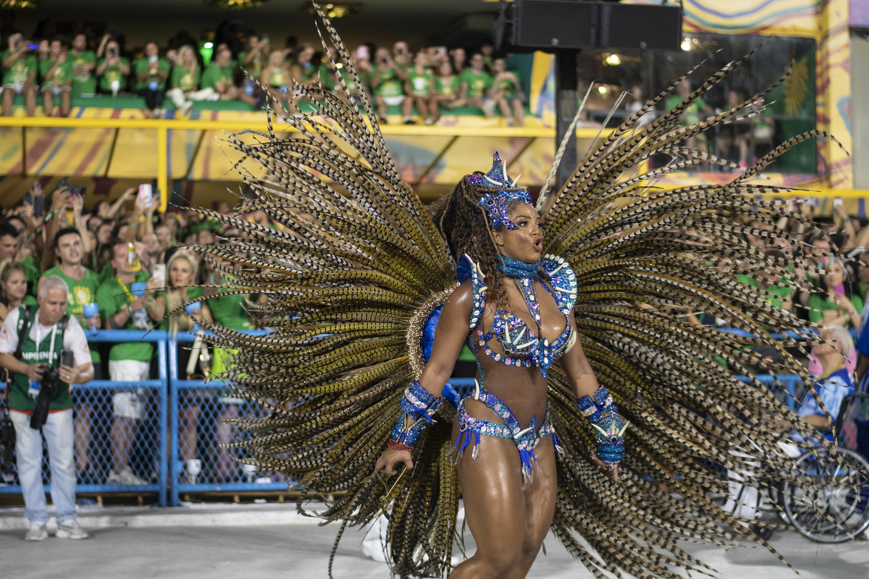 rio, brasil - 22 de abril de 2022, escola de samba portela no carnaval do  rio, realizada no sambódromo marques de sapucai 15748548 Foto de stock no  Vecteezy