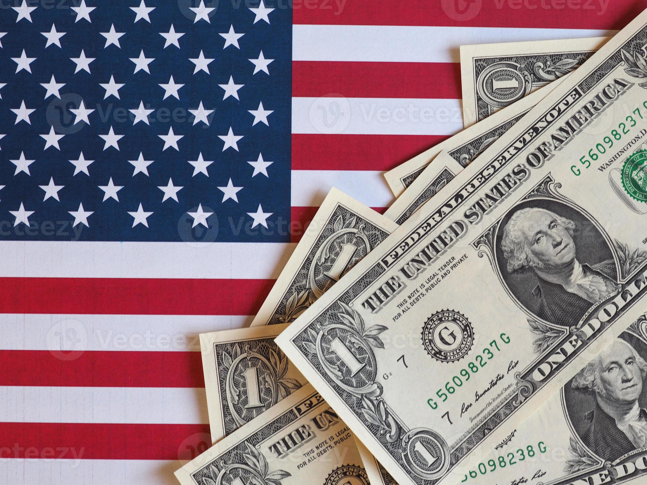 Notas Do Dólar E Bandeira Do Estados Unidos Imagem de Stock - Imagem de  listras, dinheiro: 90956305