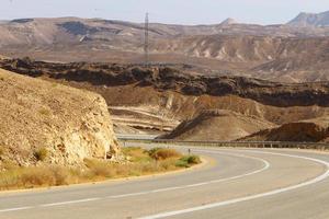 estrada nas montanhas eilat no sul do negev, sul de israel. foto