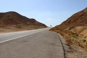 estrada nas montanhas eilat no sul do negev, sul de israel. foto