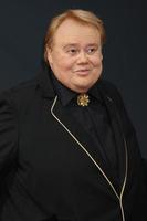 los angeles, 18 de setembro - louie anderson nos prêmios emmy do horário nobre de 2016, chegadas ao microsoft theater em 18 de setembro de 2016 em los angeles, ca foto