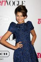 los angeles, 23 de setembro - zendaya coleman chegando na 9ª festa anual teen vogue young hollywood party nos estúdios paramount em 23 de setembro de 2011 em los angeles, ca foto