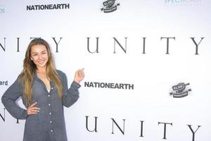 los angeles, 24 de junho - lexi ainsworth na estreia mundial do documentário unity no director s guild of america em 24 de junho de 2015 em los angeles, ca foto